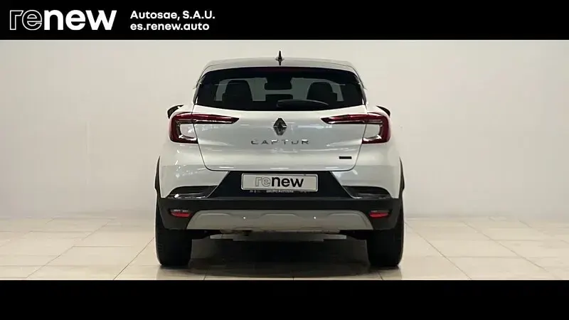 Usado Renault Captur Techno 145 CV (106 kW) 2023 Blanco SUV