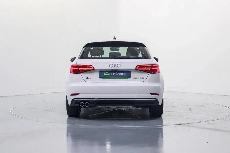 Käytetty Audi A3 Design 150 HP (110 kW) 2019 Valkoinen Sedan