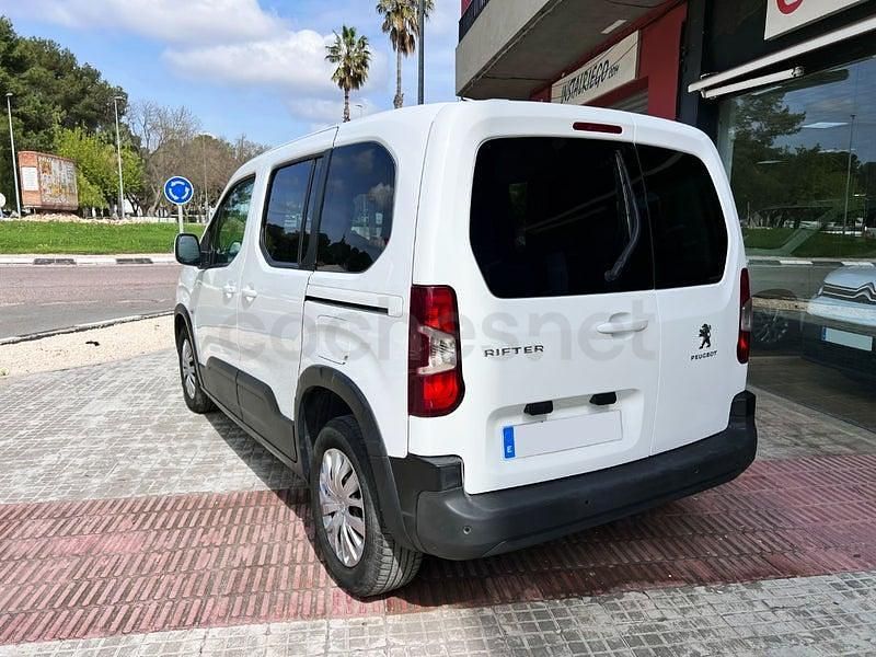 Usado Peugeot Rifter Active 130 CV (95 kW) 2020 Blanco Monovolumen