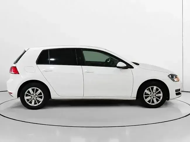 Usado VW Golf VII Edition 105 CV (77 kW) 2014 Blanco Utilitario