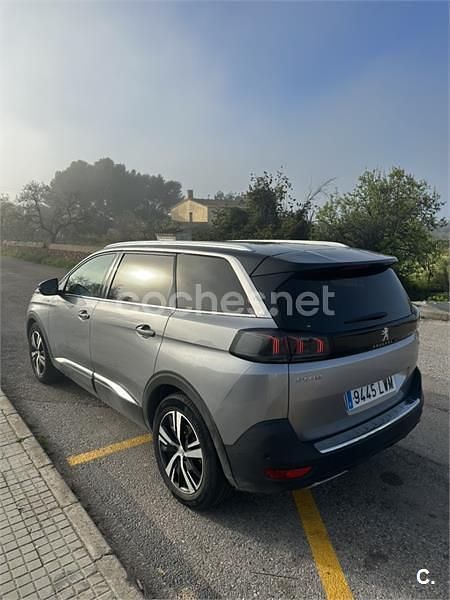 Usado Peugeot 5008 GT 130 CV (95 kW) 2022 Gris / plata SUV