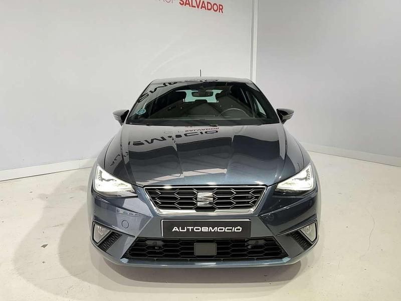Usado Seat Ibiza FR 116 CV (85 kW) 2024 Gris Utilitario