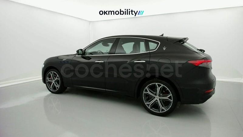 Usado Maserati Levante GT 330 CV (242 kW) 2022 Negro SUV