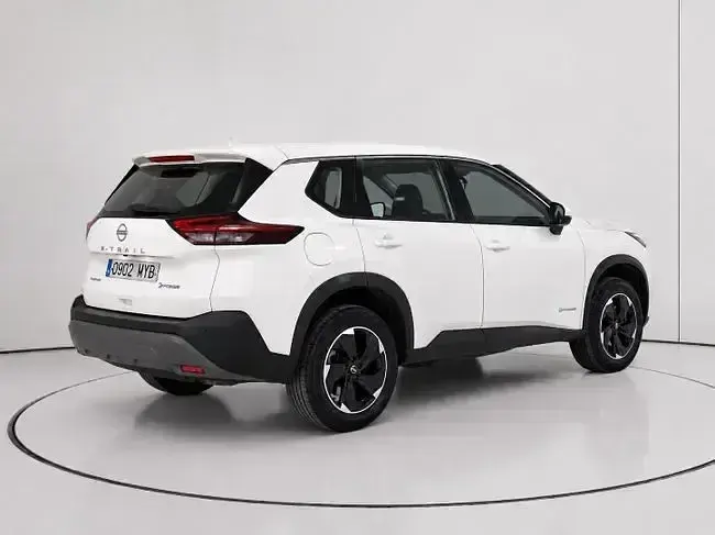 Usado Nissan X-Trail Acenta 213 CV (156 kW) 2025 Blanco SUV