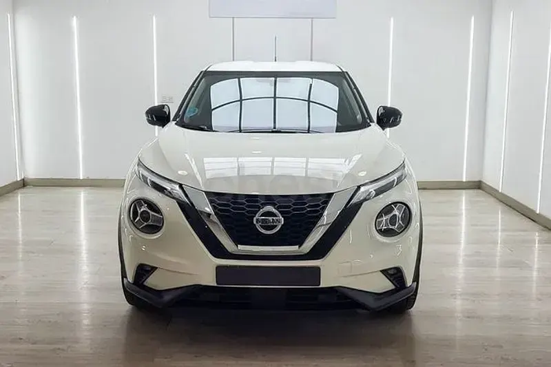Usado Nissan Juke Acenta 114 CV (83 kW) 2022 Blanco SUV