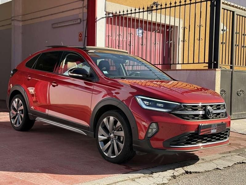 Usado VW Taigo R-line 150 CV (110 kW) 2024 Burdeos SUV