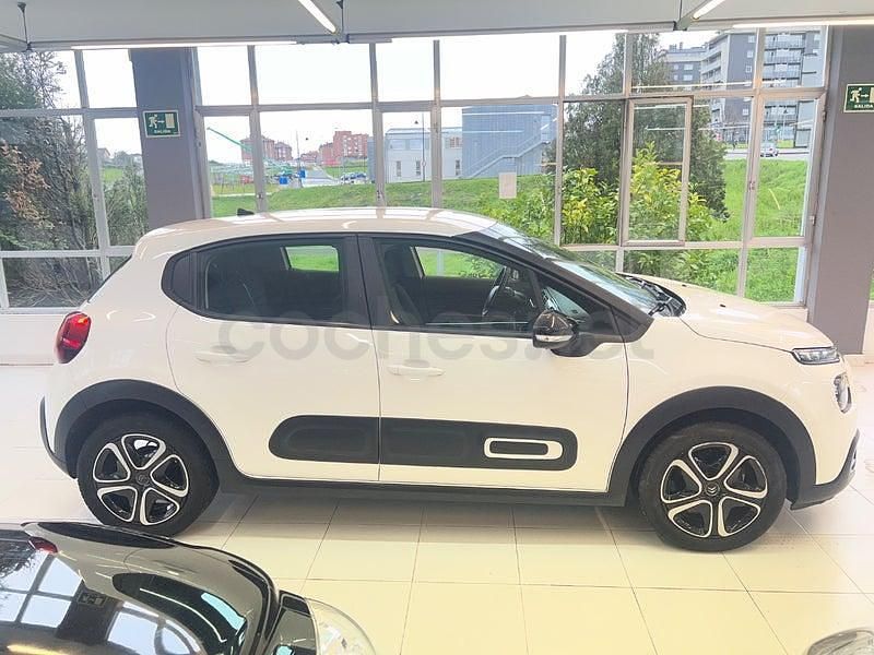 Usado Citroën C3 Feel 102 CV (75 kW) 2021 Gris / plata Utilitario