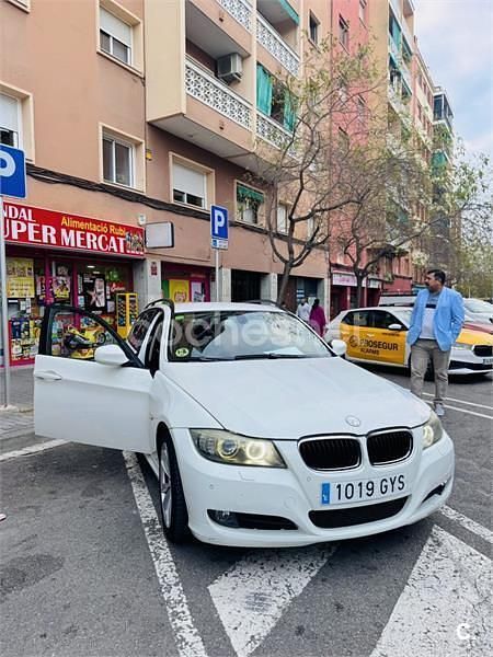 Blanco Usado 2010 BMW 320 Familiar | 6100 € (Buen precio) - Imagen 1/4