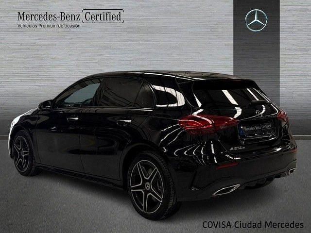 Usado Mercedes A250 218 CV (160 kW) 2024 Negro cosmos