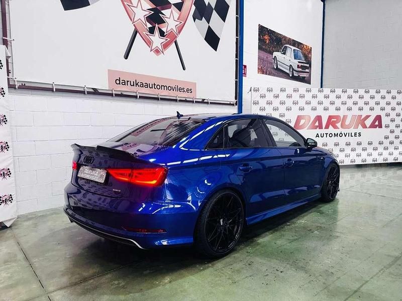 Käytetty Audi A3 Exclusive 150 HP (110 kW) 2016 Sininen Sedan