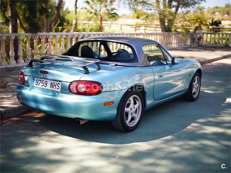Usado Mazda MX5 Touring 110 CV (80 kW) 2001 Azul Descapotable