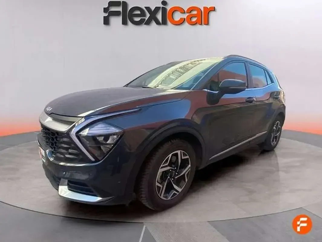 Usado Kia Sportage 136 CV (100 kW) 2023 Gris SUV