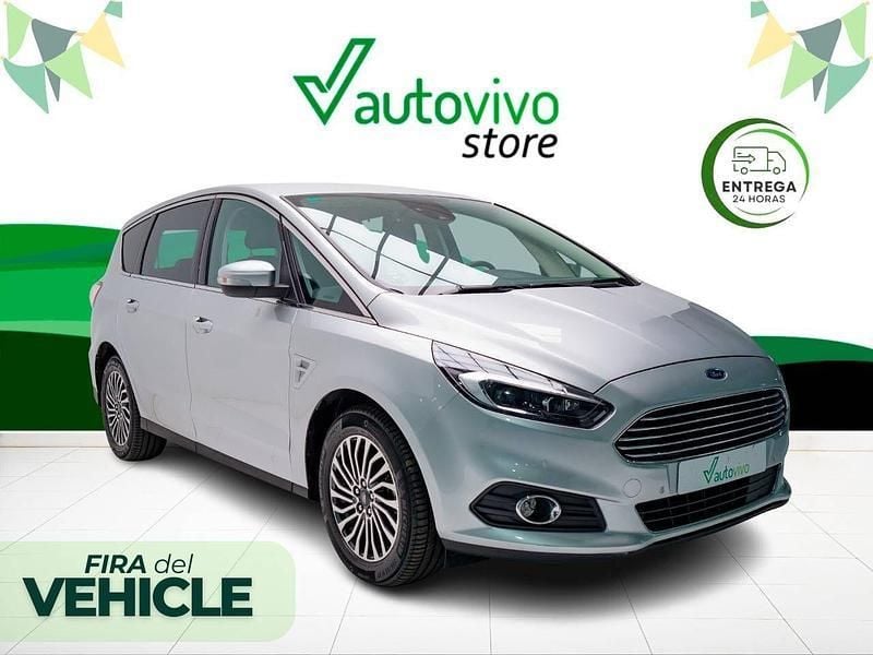 Gris Usado 2019 Ford S-MAX Titanium Monovolumen | 21.500 € (Precio justo) - Imagen 1/4