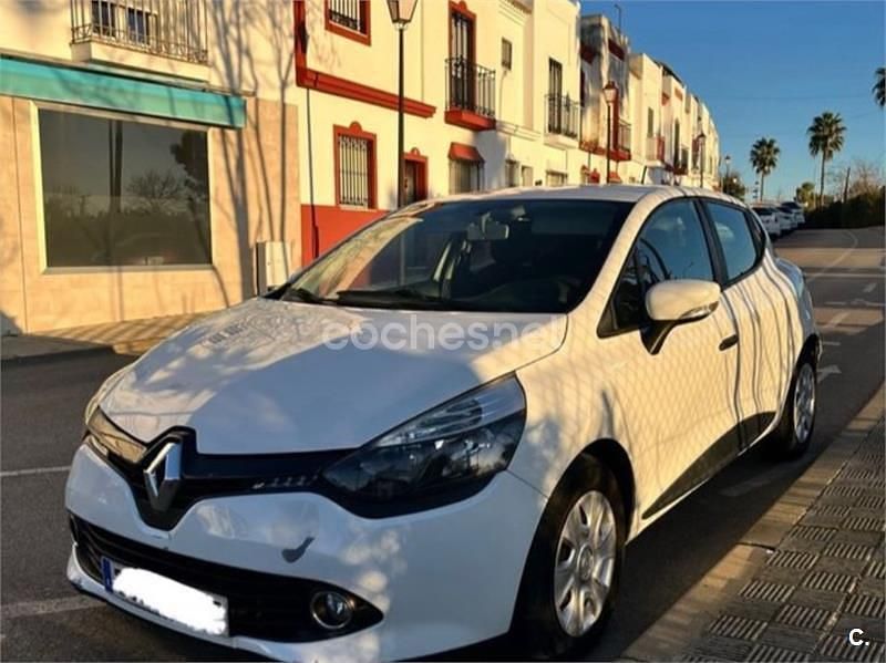Usado Renault Clio IV Authentique 75 CV (55 kW) 2014 Blanco Berlina