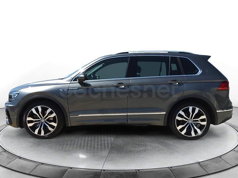 Usado VW Tiguan Sportline 190 CV (139 kW) 2018 Gris / plata SUV