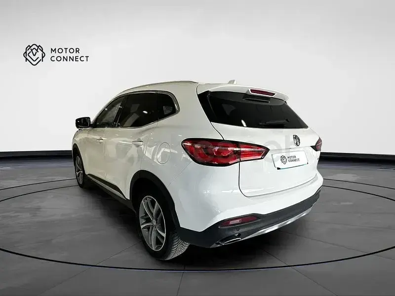 Usado MG HS Luxury 162 CV (119 kW) 2023 Blanco SUV