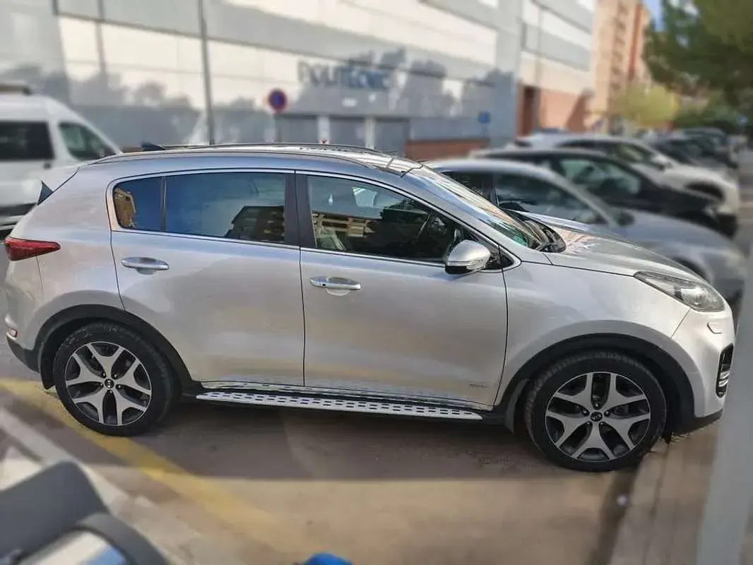 Usado Kia Sportage GT-Line 185 CV (136 kW) 2016 Gris SUV