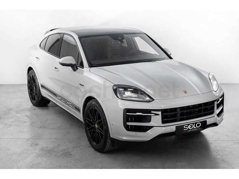 Usado Porsche Cayenne E-Hybrid 470 CV (345 kW) 2025 Gris SUV