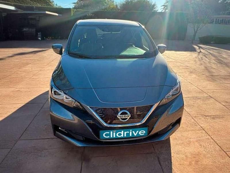 Usado Nissan Leaf Tekna 110 kW (150 CV) 2020 Gris Utilitario
