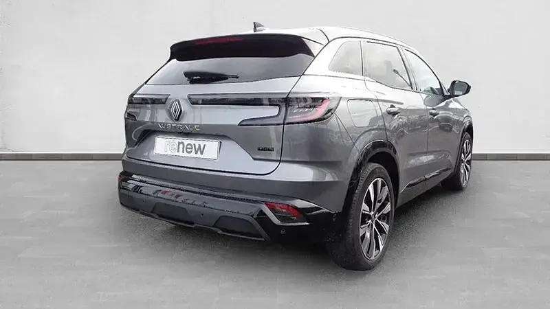 Usado Renault Austral Techno 200 CV (147 kW) 2023 Gris SUV