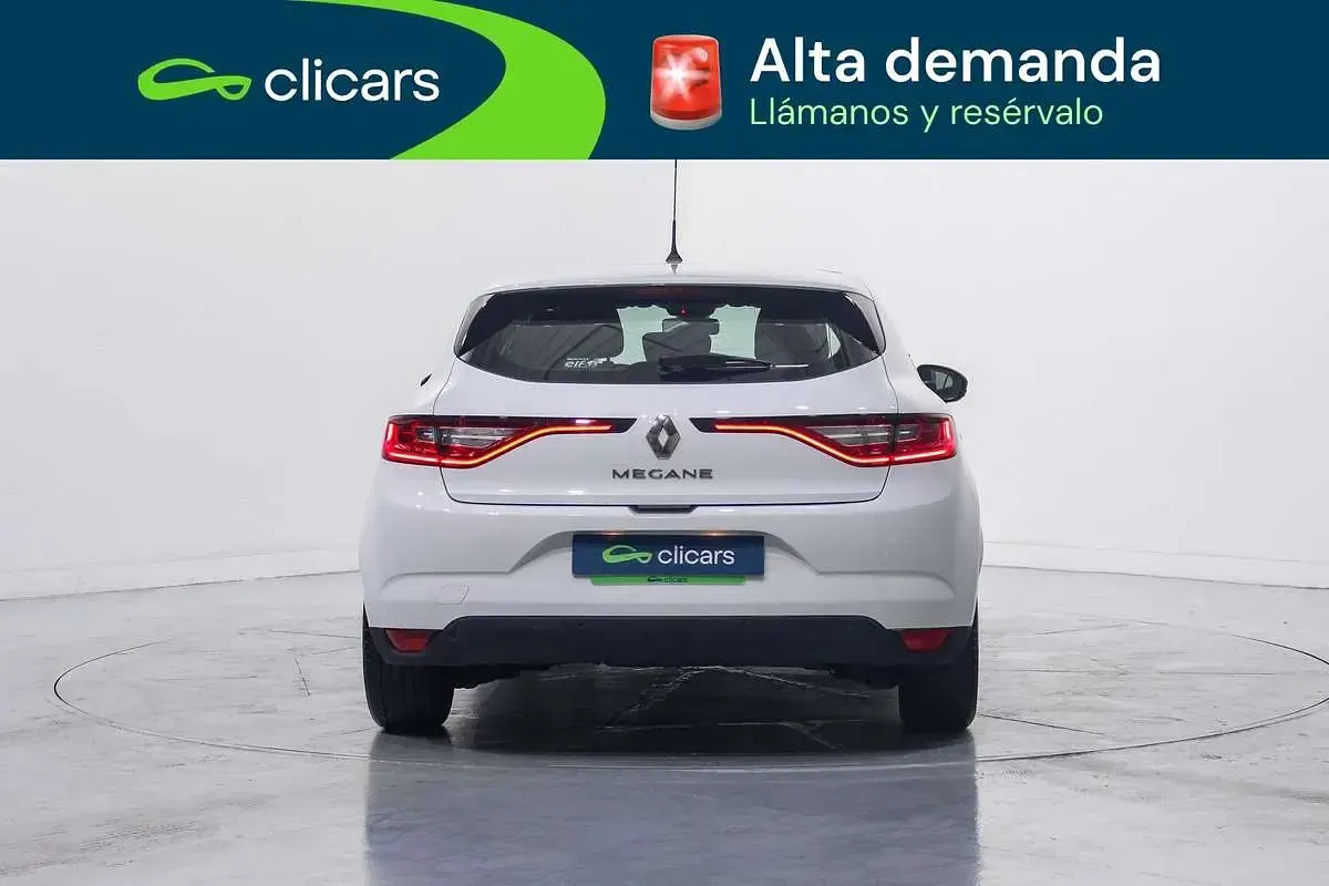 Usado Renault Mégane III Intens 110 CV (80 kW) 2016 Blanco Utilitario