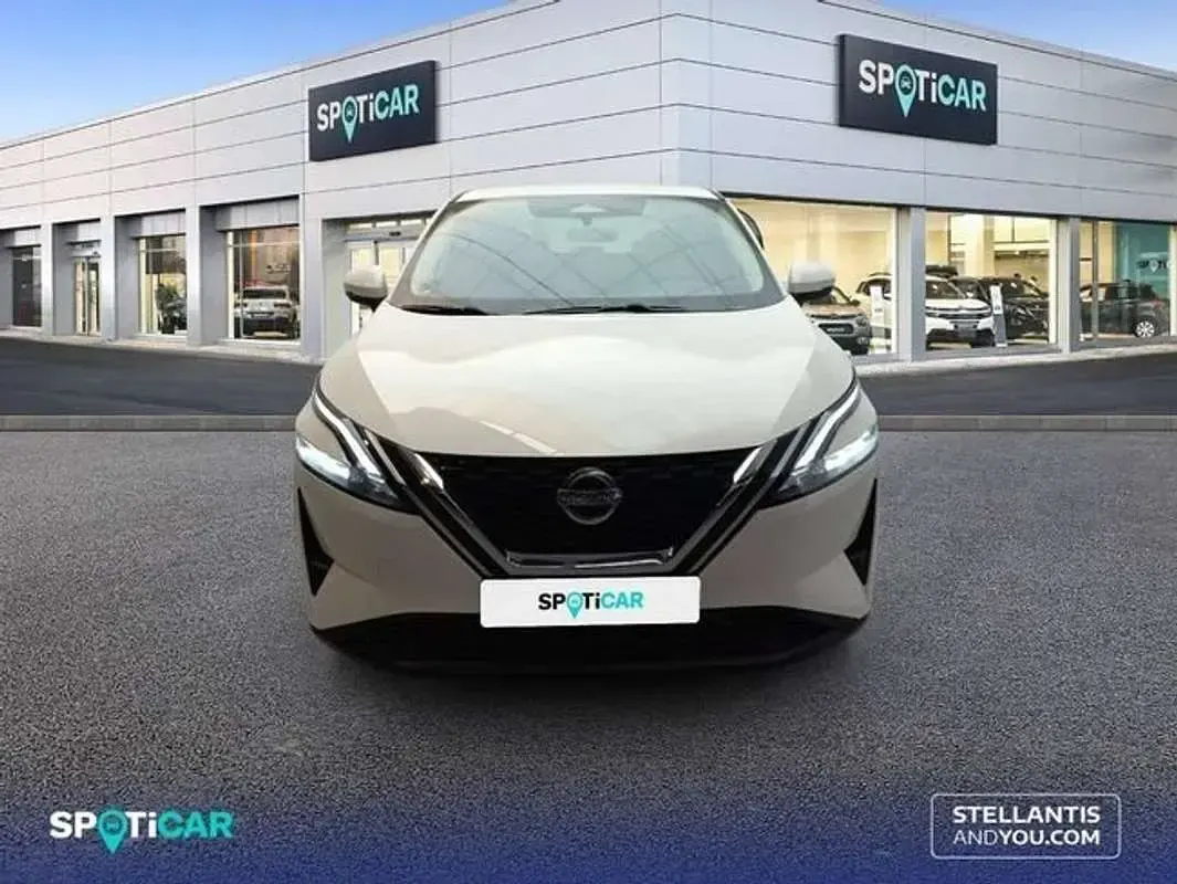 Usado Nissan Qashqai N-Connecta 140 CV (102 kW) 2021 Blanco SUV