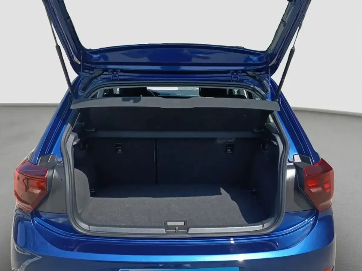 Usado VW Polo Life 95 CV (69 kW) 2022 Azul Utilitario