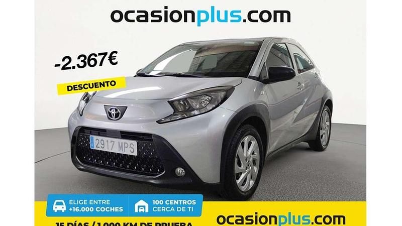 Gris Usado 2024 Toyota Aygo Play Utilitario | 13.000 € (Buen precio) - Imagen 1/4