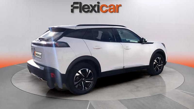 Usado Peugeot 2008 Allure 131 CV (96 kW) 2021 Blanco SUV