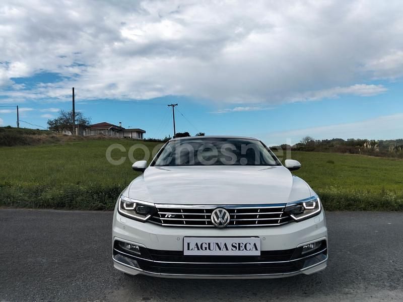 Usado VW Passat Sportline 150 CV (110 kW) 2016 Blanco Berlina