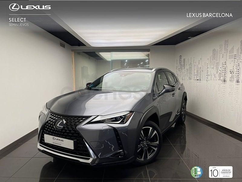 Usado Lexus UX 184 CV (135 kW) 2021 Gris / plata SUV