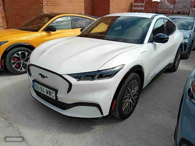 Blanco Usado 2024 Ford Mustang Mach-E Premium SUV | 37.950 € (Buen precio) - Imagen 1/3