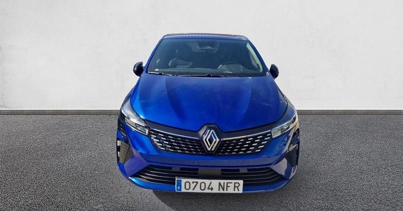 Käytetty Renault Clio V Techno 143 HP (105 kW) 2025