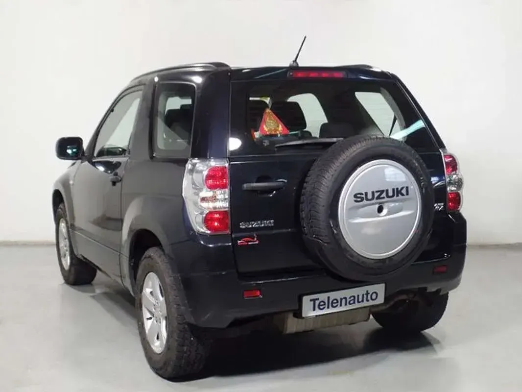Usado Suzuki Grand Vitara 129 CV (94 kW) 2005 Negro SUV
