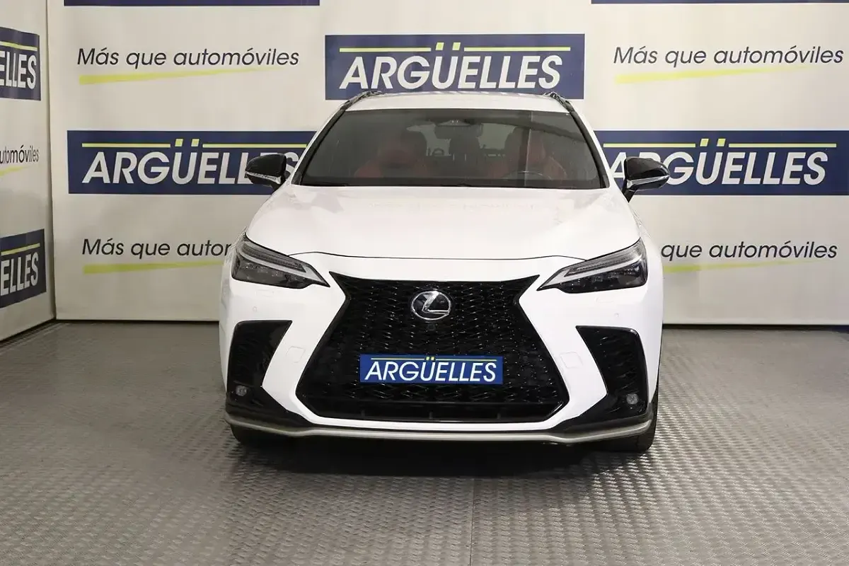 Usado Lexus NX450h+ E-FOUR 306 CV (225 kW) 2022 Blanco SUV