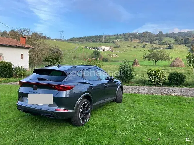 Usado Cupra Formentor 150 CV (110 kW) 2022 Gris / plata SUV