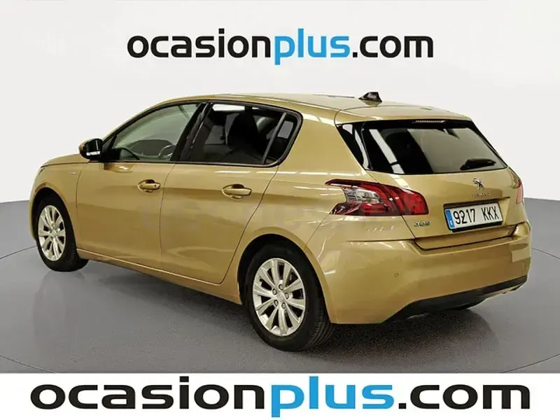 Usado Peugeot 308 Style 130 CV (95 kW) 2018 Marrón Berlina