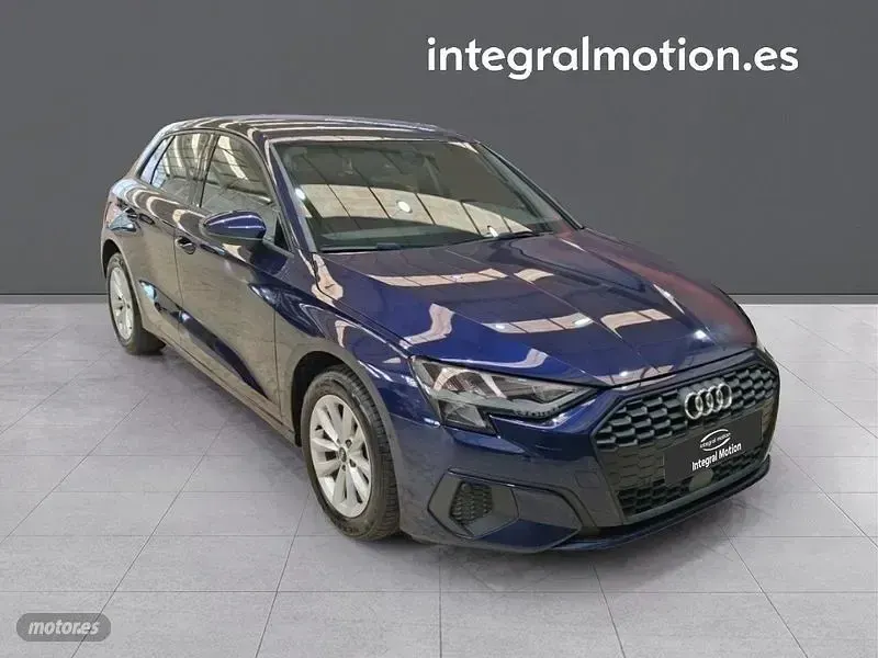 Usado Audi A3 Premium 130 CV (95 kW) 2023 Azul Berlina