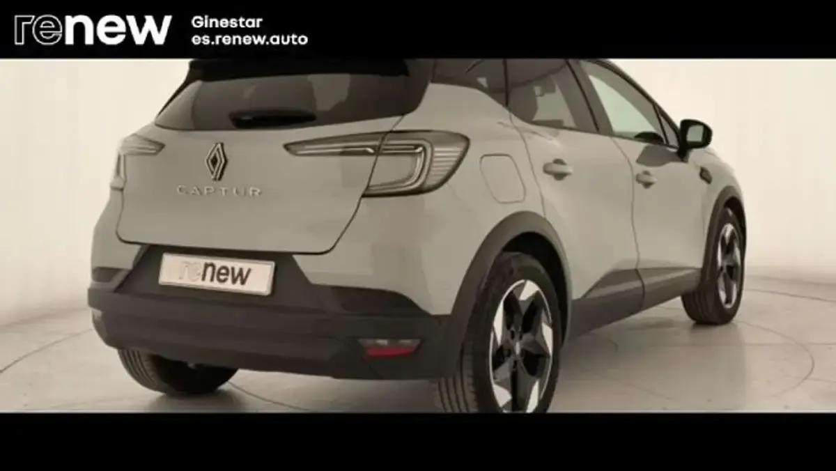 Usado Renault Captur Techno 101 CV (74 kW) 2025 Gris SUV