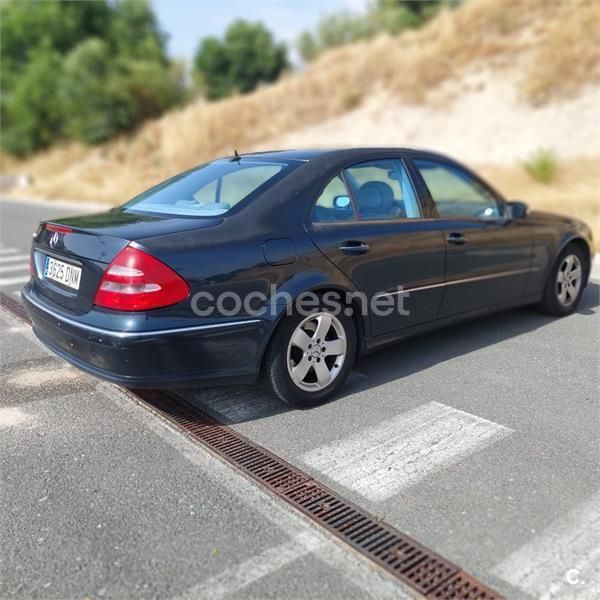 Azul Usado 2006 Mercedes E280 Avantgarde Berlina | 5500 € (Super precio) - Imagen 1/4