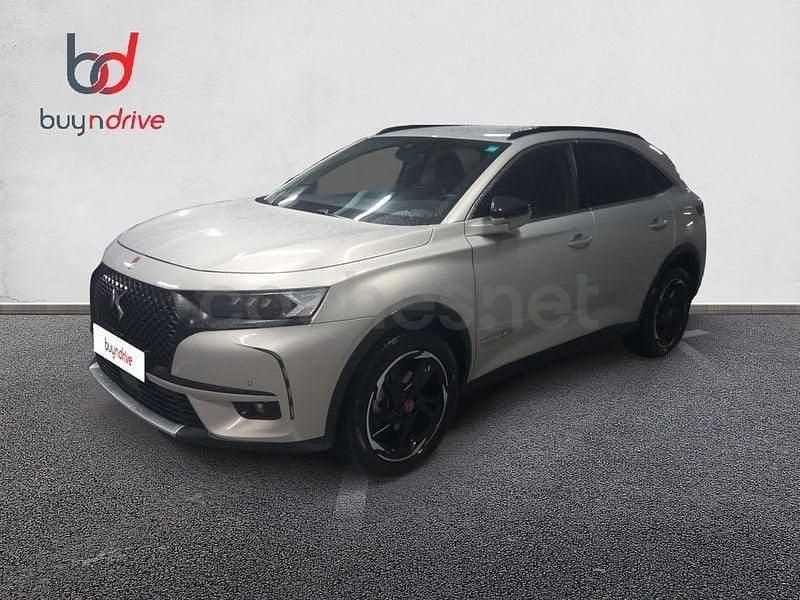 Usado DS Automobiles DS7 Crossback 130 CV (95 kW) 2022 Gris / plata SUV
