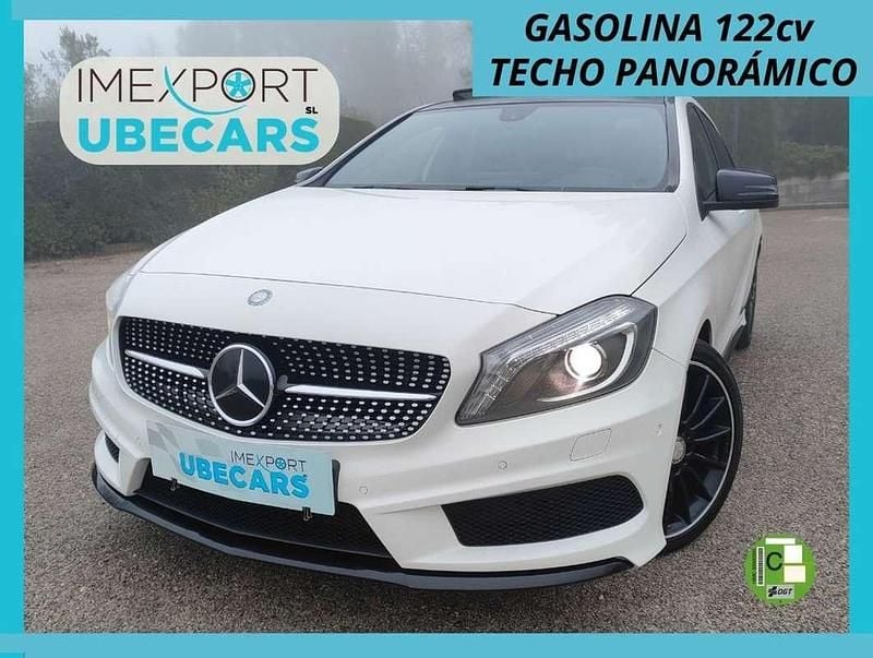 Usado Mercedes A180 AMG line 122 CV (89 kW) 2015 Blanco Utilitario
