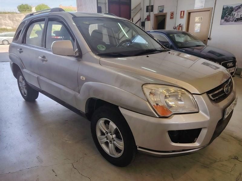 Usado Kia Sportage 142 CV (104 kW) 2010 Gris / plata SUV