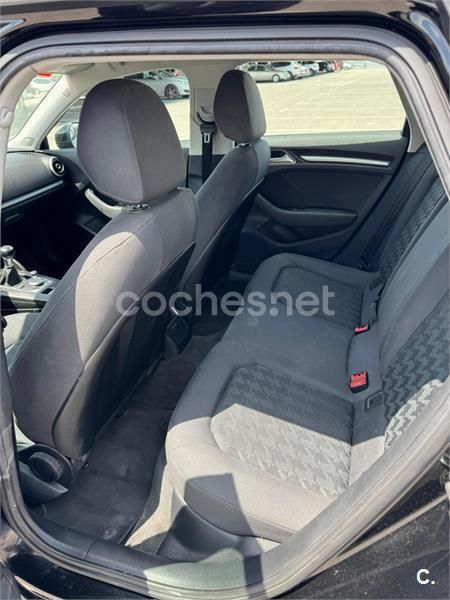 Negro Usado 2016 Audi A3 Sportback Attraction Utilitario | 10.999 € (Super precio) - Imagen 1/3