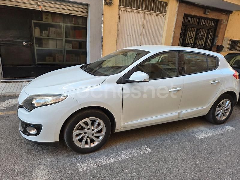 Blanco Usado 2012 Renault Mégane Expression Berlina | 5900 € (Precio justo) - Imagen 1/3