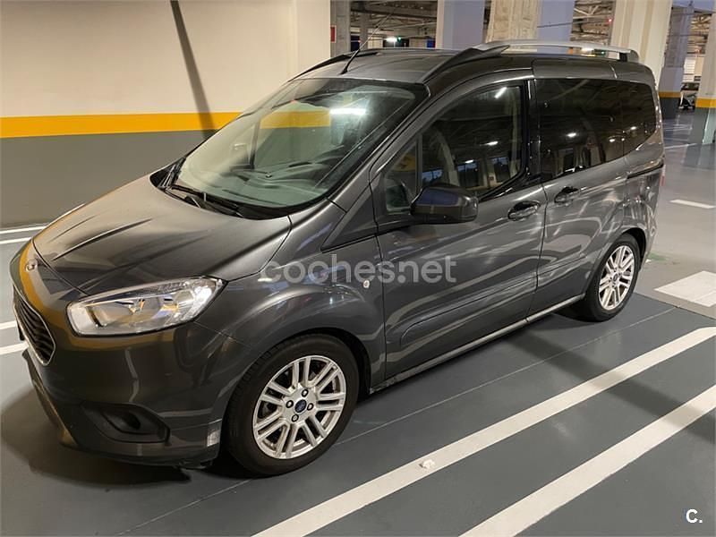 Gris / plata Usado 2019 Ford Tourneo Courier Titanium Monovolumen | 11.000 € (Buen precio) - Imagen 1/2