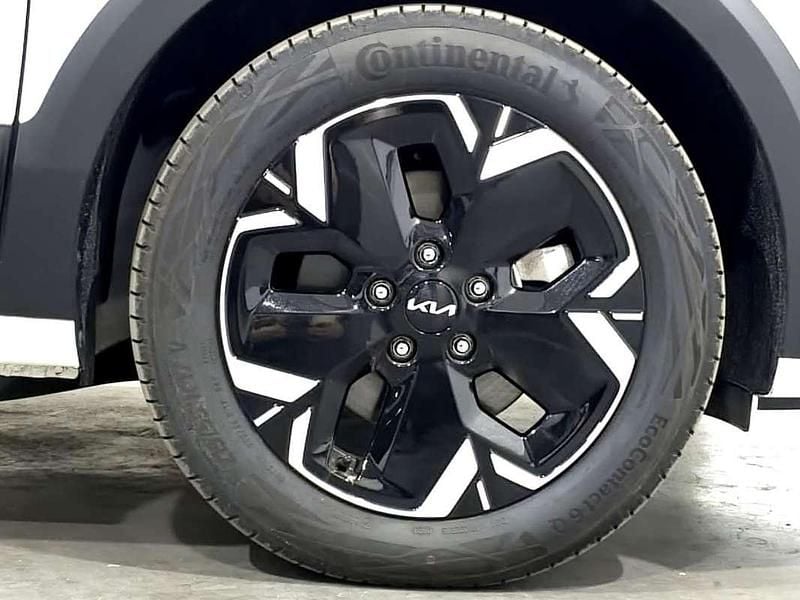 Usado Kia Niro 150 kW (204 HP) 2023 Branco SUV