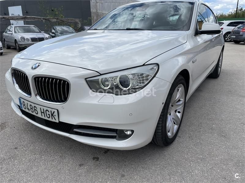 Blanco Usado 2011 BMW 535 Gran Turismo Comfort Edition Berlina | 17.000 € (Precio justo) - Imagen 1/4