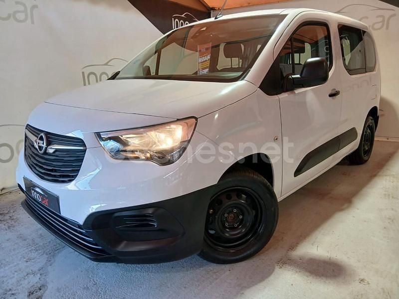 Usado Opel Combo Life Business Edition 102 CV (75 kW) 2022 Blanco Monovolumen