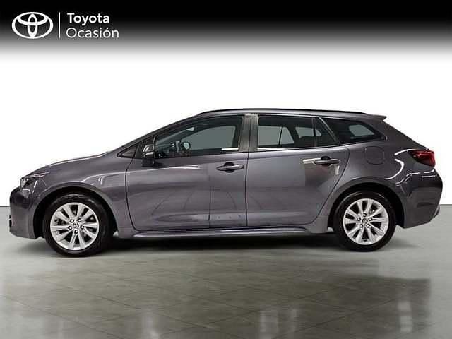 Usado Toyota Corolla Active 140 CV (102 kW) 2025 Gris / plata Familiar